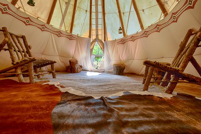 Cute Teepee near Boise, Idaho - Fantastic Glamping Getaway with Friends by the Payette River - Garden Valley, Idaho - glamping.directory