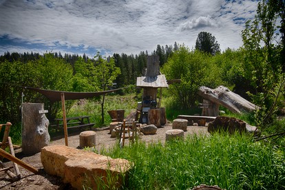 Cute Teepee near Boise, Idaho - Fantastic Glamping Getaway with Friends by the Payette River - Garden Valley, Idaho - glamping.directory