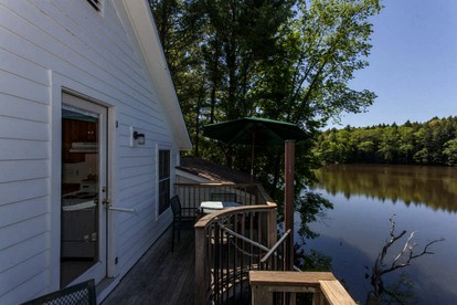 Riverfront Cabin with Beautiful Views of Housatonic River in Great Barrington, Massachusetts - Housatonic, Massachusetts - glamping.directory