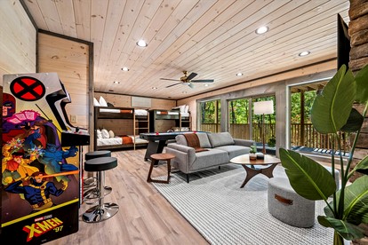 Incredible Cabin Nestled in the Trees for a Family Getaway in Sevierville, Tennessee - Sevierville, Tennessee - glamping.directory