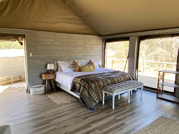 Fully-Equipped Luxury Dome Rental for 4 in Burnet, Texas - Burnet, Texas - glamping.directory
