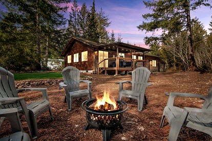 Cozy Cabin with Fire Pit near Lake Cushman, Perfect for a Glamping Retreat to the Pacific Northwest - glamping.directory
