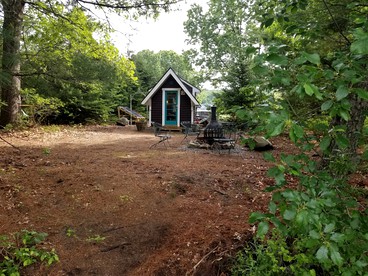 Idyllic Tiny House with a Chiminea Ideal for Weekend Getaways from Boston - glamping.directory