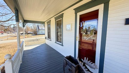 Cozy Four-Season Townhouse with Trail Access Near Moosehead Lake, Greenville Maine - Greenville, Maine - glamping.directory