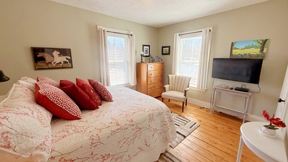 Cozy Four-Season Townhouse with Trail Access Near Moosehead Lake, Greenville Maine - Greenville, Maine - glamping.directory