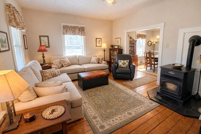 Cozy Four-Season Townhouse with Trail Access Near Moosehead Lake, Greenville Maine - Greenville, Maine - glamping.directory