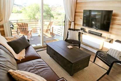 Spectacular Secluded Tiny House with Stunning Desert Views in Escalante, Utah - Escalante, Utah - glamping.directory