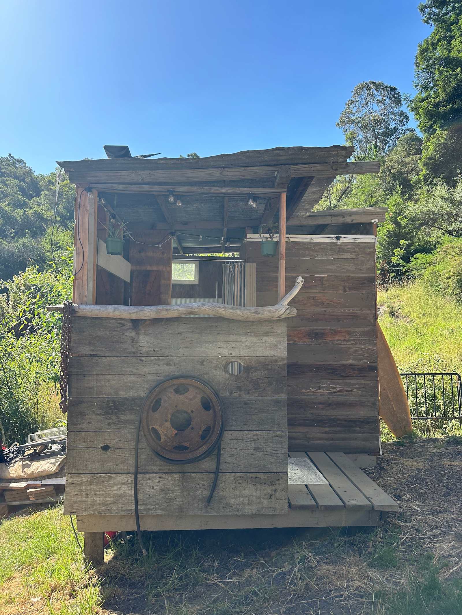 Shiima koh - Aptos Hills Larkin Valley, California - glamping.directory