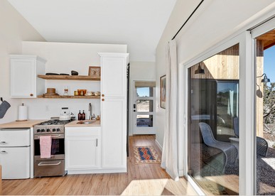 Modern Desert Casita with Stargazing & Red Butte Views near Grand Canyon, Arizona - Williams, Arizona - glamping.directory
