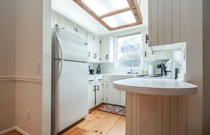 Newly Remodeled Cabin with Lake Views & Grill Patio in Rogers, Arkansas - Rogers, Arkansas - glamping.directory