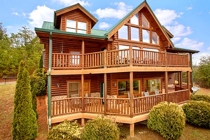 Private Cabin Rental Perfect for a Family Vacation in Gatlinburg, East Tennessee - glamping.directory