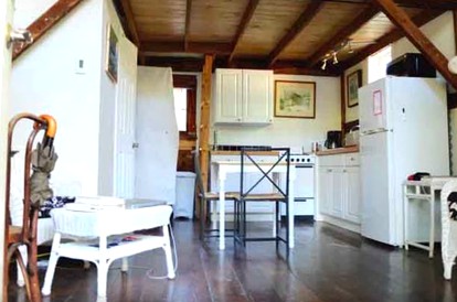 Idyllic Cottage Rental for Four in Woodstock, New York - Woodstock, New York - glamping.directory