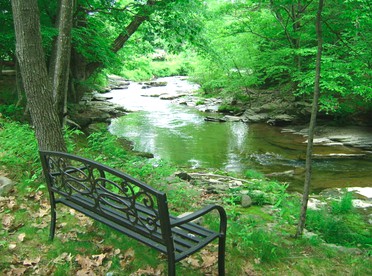 Idyllic Cottage Rental for Four in Woodstock, New York - Woodstock, New York - glamping.directory