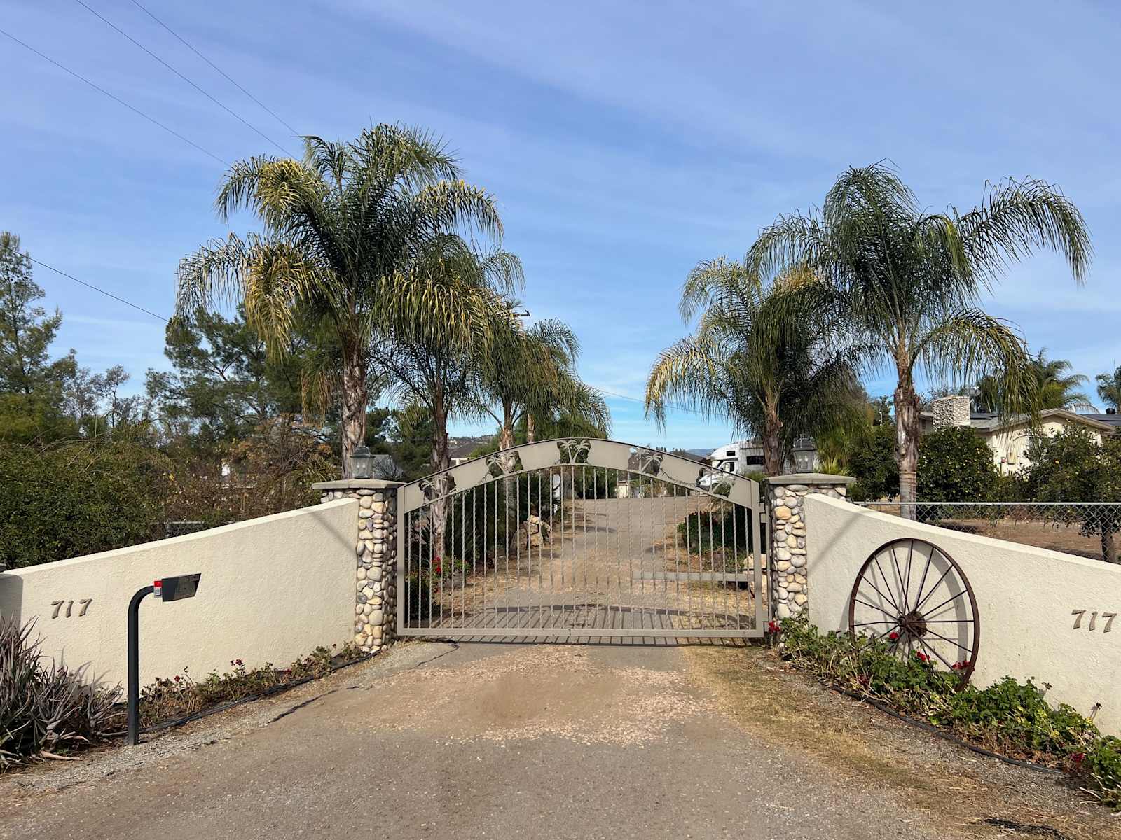 Thompson Palms Campground - Ramona, California - glamping.directory
