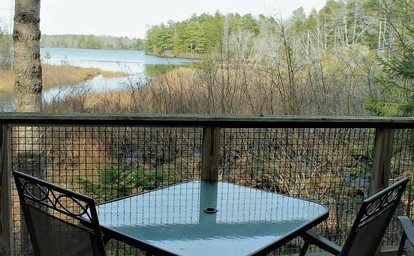 Charming Waterfront Cottage with Scenic Views, Kayak Access, Near Bar Harbor, Mount Desert Island, Maine - Mount Desert, Maine - glamping.directory