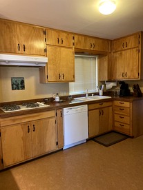 Charming Riverside Vacation Rental with Scenic Mountain Views near Ennis, Montana - Ennis, Montana - glamping.directory