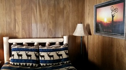 Family-Friendly Room for a Mountain Getaway in Hinsdale County, Colorado - Lake City, Colorado - glamping.directory