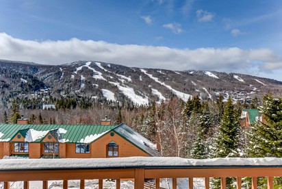Bright Mount Washington Cabin for a Vacation in New Hampshire - Carroll, New Hampshire - glamping.directory