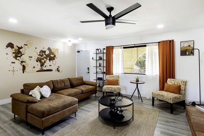 Stunning Cottage with Hot-tub and Fireplace in Yucca Valley, California - glamping.directory