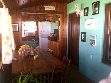 Comfortable Lakefront Cottage Rental near Ocala National Forest, Florida - Ocklawaha, Florida - glamping.directory