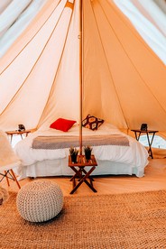 Gorgeous Bell Tent Ideal for Vacations near Yellowstone - Island Park, Idaho - glamping.directory