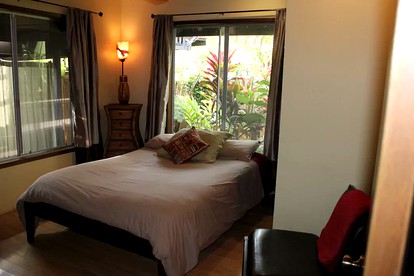 Stunning Cabin Rental with Beautiful Lanai for Groups in Captain Cook, Hawaii - Captain Cook, Hawaii - glamping.directory