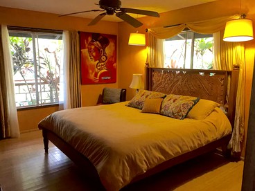 Stunning Cabin Rental with Beautiful Lanai for Groups in Captain Cook, Hawaii - Captain Cook, Hawaii - glamping.directory