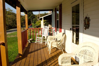 Spacious Appalachian Mountain Cabin Rental for West Virginia Family Vacations - Moatsville, West Virginia - glamping.directory