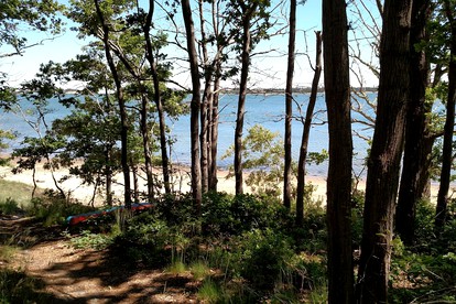 Pondside Vacation Rental with Deck and Private Beach Access in Cape Cod, Massachusetts - South Orleans, Massachusetts - glamping.directory