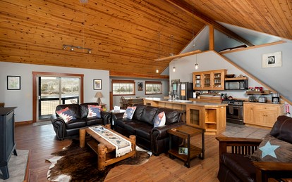 Wonderful River Cottage with Great Hiking Trails in Montana - Pray, Montana - glamping.directory