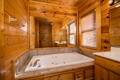 Sevierville Glamping Destination for Amazing Family Vacations in Tennessee - Sevierville, Tennessee - glamping.directory