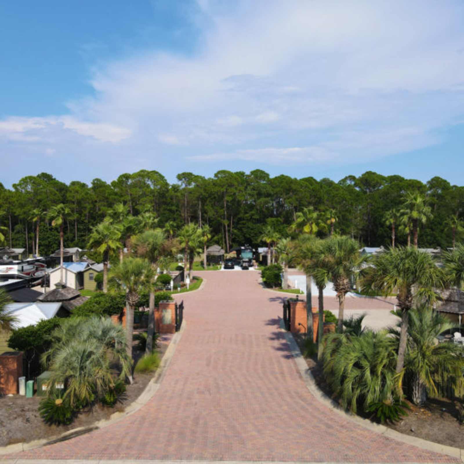 Terry Cove Motor Coach Resort - Orange Beach, Alabama - glamping.directory