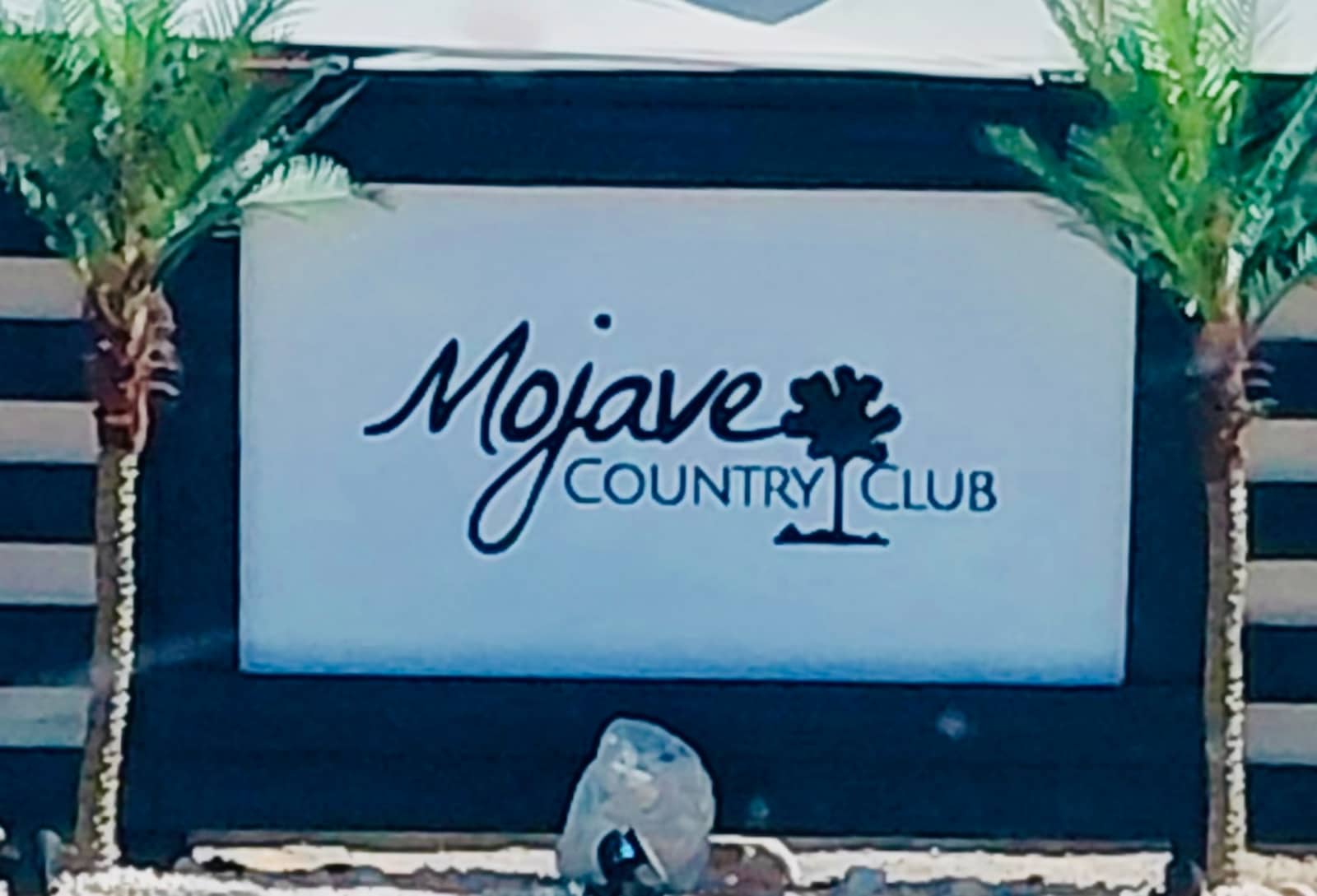 Mojave Country Club - glamping.directory