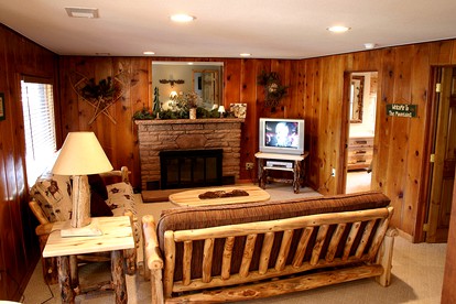Quaint Cottage with BBQ in Colorado - Estes Park, Colorado - glamping.directory