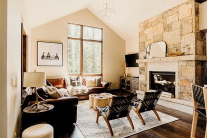 Spectacular Luxury Cabin with Jacuzzi and Breathtaking Design Spaces in Colorado - Breckenridge, Colorado - glamping.directory