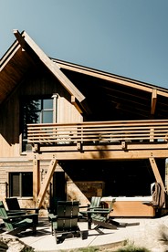 Spectacular Luxury Cabin with Jacuzzi and Breathtaking Design Spaces in Colorado - glamping.directory