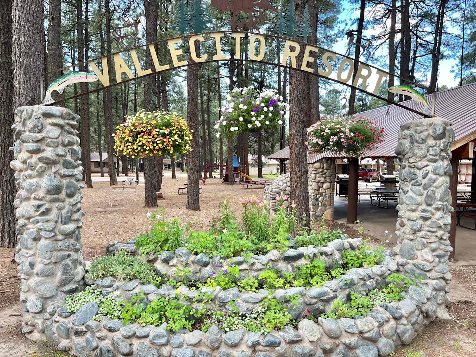 Junction West Vallecito - glamping.directory