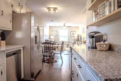 Charming Cabin Rental near Wineries and Hiking Trails in Afton, Virginia - Afton, Virginia - glamping.directory