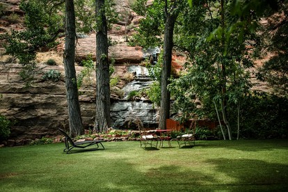 Dog-Friendly Cabin with Spectacular Views of Red Rocks of Oak Creek Canyon near Sedona, Arizona - Sedona, Arizona - glamping.directory