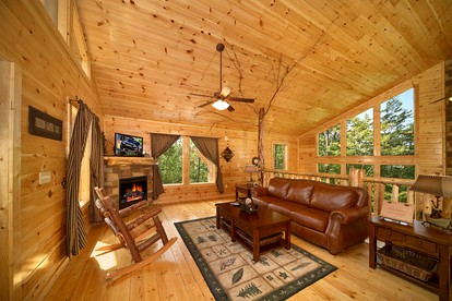 Charming Rental Cabin in Gatlinburg for a Tennessee Getaway - Gatlinburg, Tennessee - glamping.directory