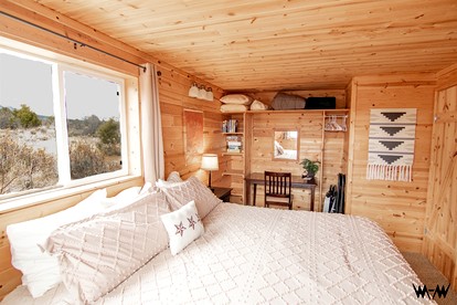 Fully-Furnished Cabin Rental with Beautiful Mountain Views Near Moab, Utah - Monticello, Utah - glamping.directory