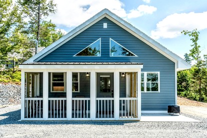 Scenic Lakeside Cabin with Fire Pit & Porch near Flanders Pond and Acadia Views in Sullivan, Maine - Sullivan, Maine - glamping.directory