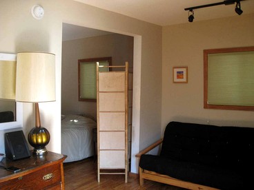 Romantic Mountain Cabin with Stunning Views in Ulster County, New York - Shandaken, New York - glamping.directory