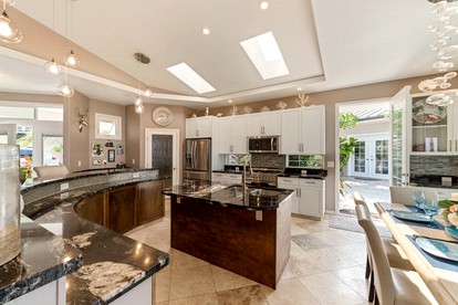 Breathtaking Villa with Private Pool and Outdoor Living Areas in Kailua-Kona, Hawaii - Kailua-Kona, Hawaii - glamping.directory