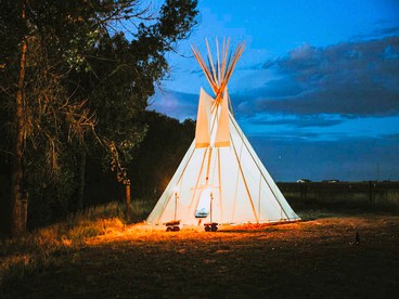 Cozy and Authentic Tipi Rental on Working Horse Ranch near Denver, Colorado - US, Colorado - glamping.directory