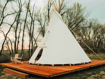 Cozy and Authentic Tipi Rental on Working Horse Ranch near Denver, Colorado - US, Colorado - glamping.directory