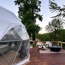 Gorgeous Dome with Fire Pit and Fireplace in Waynesboro, Tennessee - Waynesboro, Tennessee - glamping.directory
