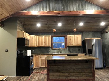 Amazing Cabin Rental near Ouachita National Forest for Weekend Getaways in Oklahoma - Hodgen, Oklahoma - glamping.directory