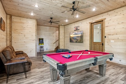 Charming Cabin with Indoor Pool and Balcony in Sevierville, Tennessee - Sevierville, Tennessee - glamping.directory
