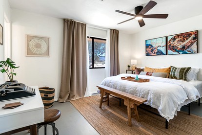 Luxury Pet Friendly Getaway with a Pool in Joshua Tree, California, Perfect for a Family Holiday - Joshua Tree, California - glamping.directory